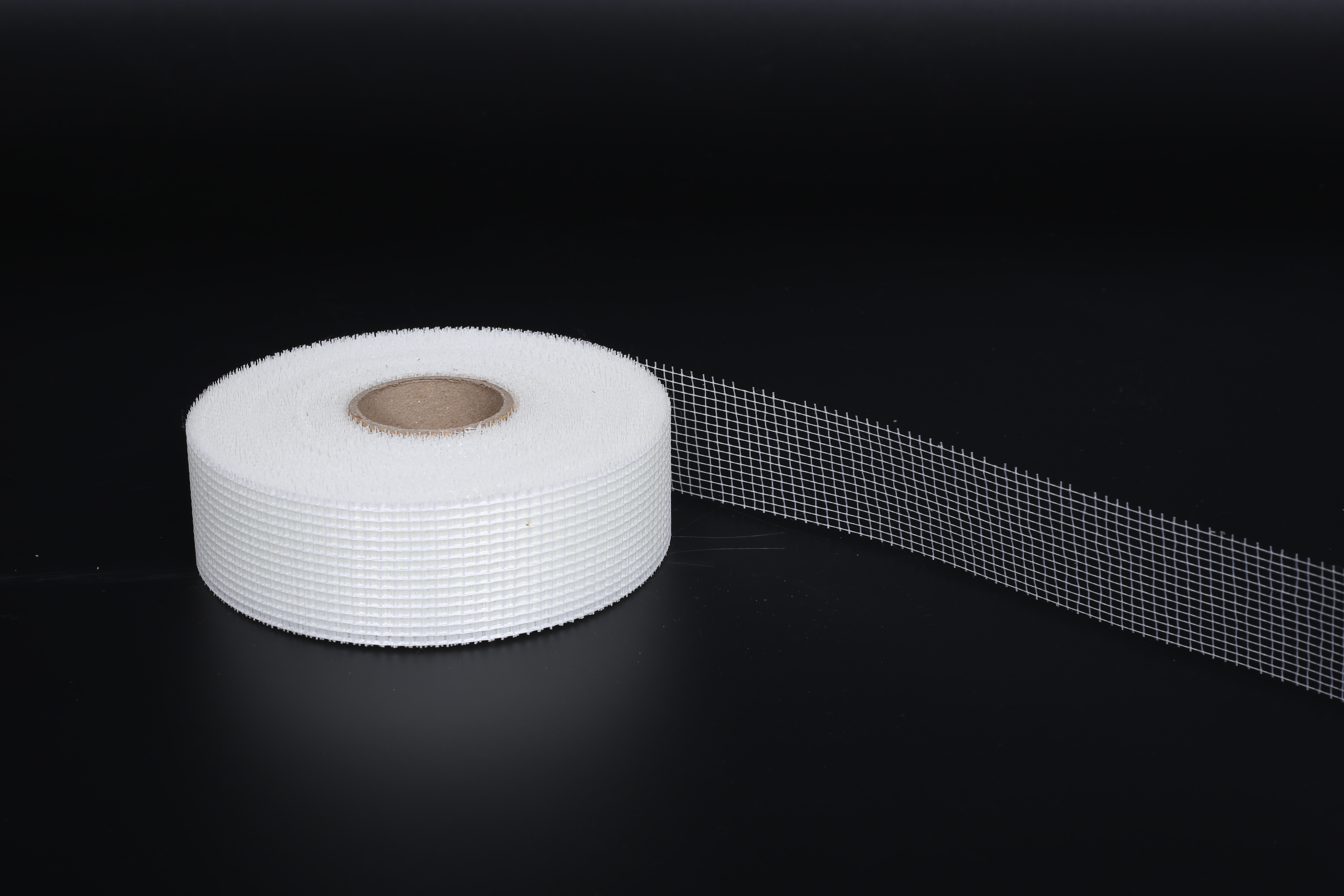 https://www.ruifiber.com/60gm2-fiberglass-mesh-reinforces-self-adhesive-tape-for-building-construction-joint-tape-product/